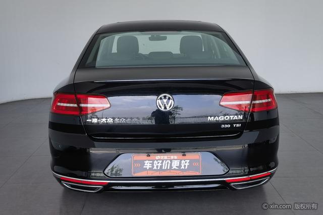 Volkswagen Magotan 2018 330 TSI DSG Luxury — фото 3