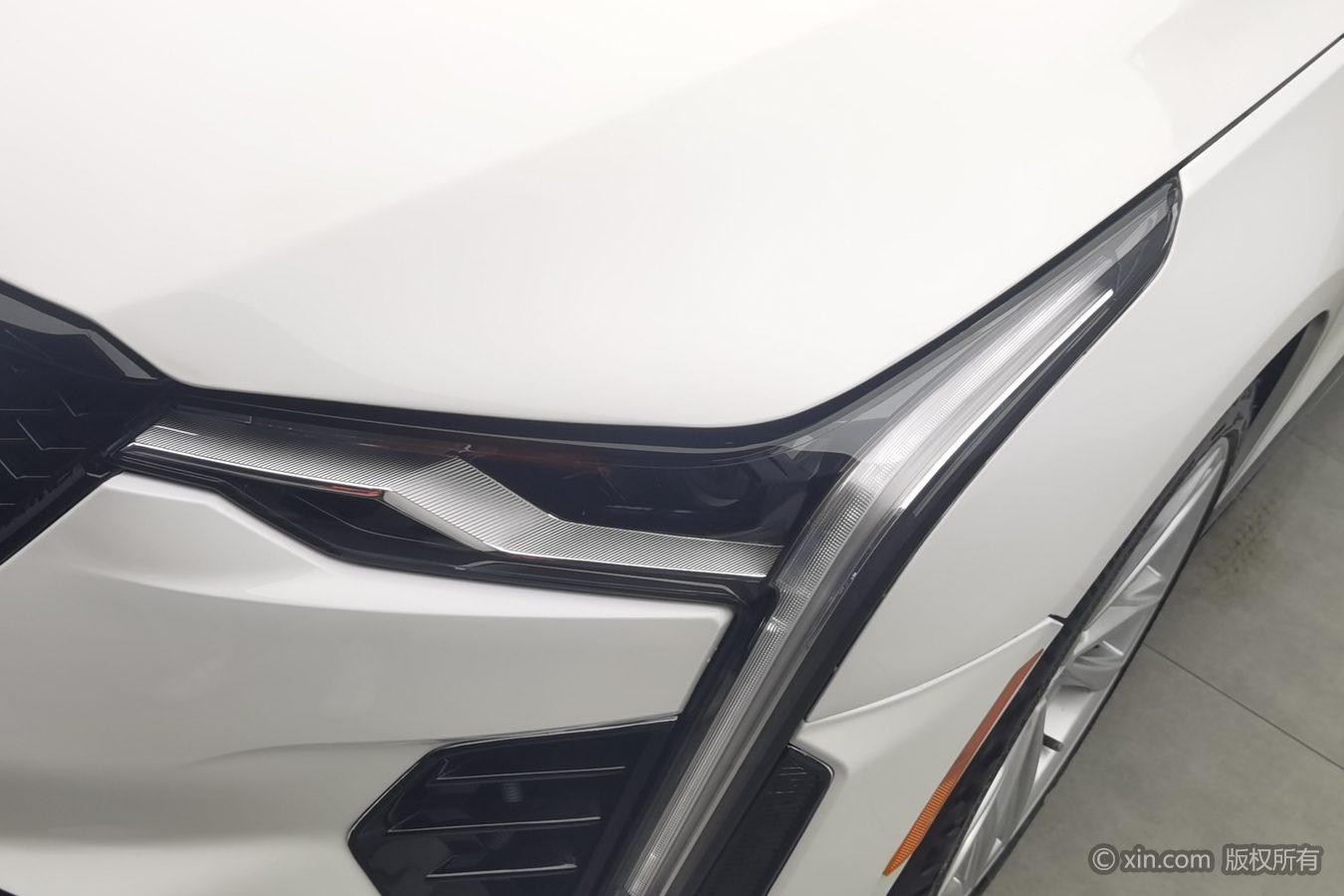 Cadillac CT4 2020 28T Fashion