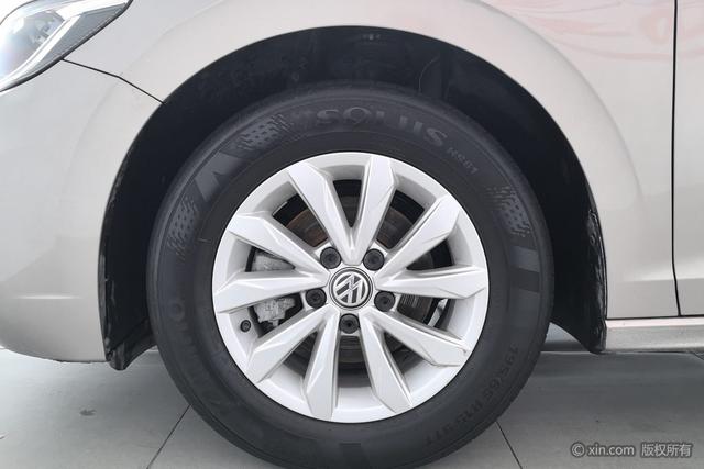 Volkswagen Bora 2020 1.5 L MT — фото 8