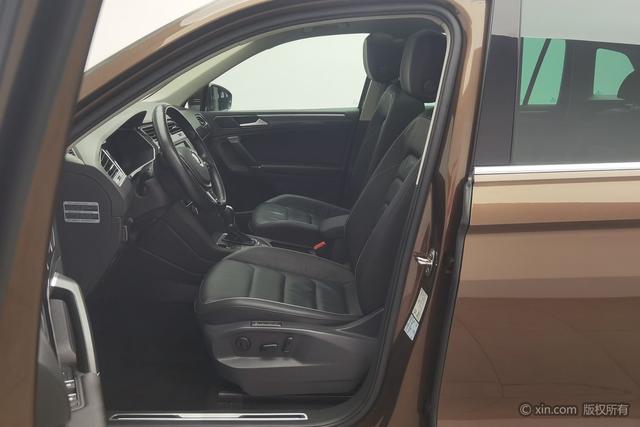 Volkswagen Tiguan 2017 330 TSI 4 WD — фото 18