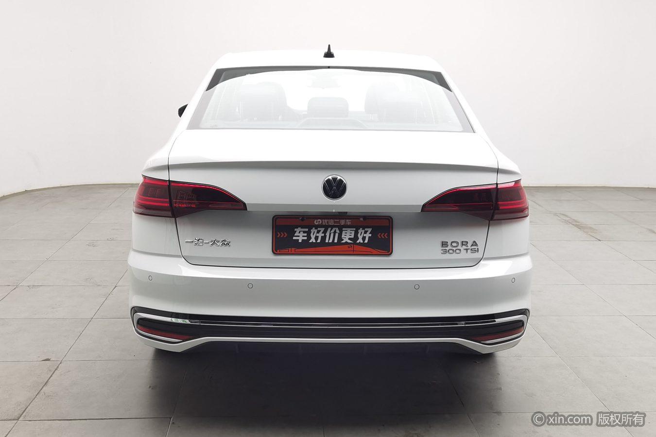 Volkswagen Bora 2023 300TSI DSG