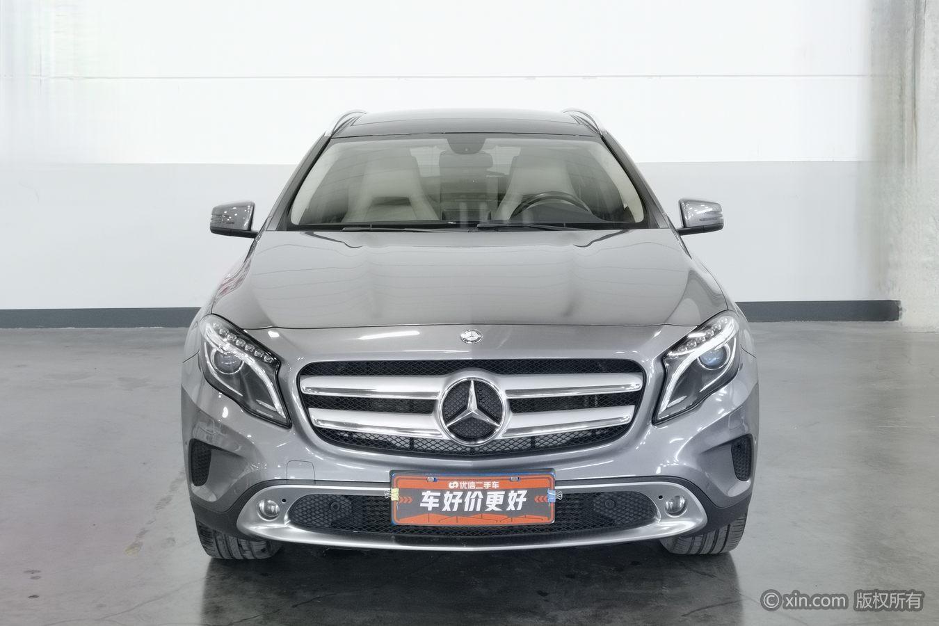 Mercedes-Benz GLA 2015 GLA 220 4MATIC Fashion