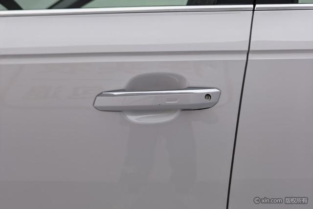 Audi A4L 2019 40 TFSI VI — фото 10
