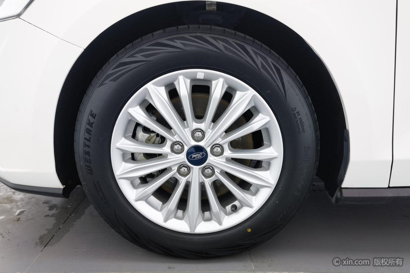 Ford Focus 2019 EcoBoost 180 AT