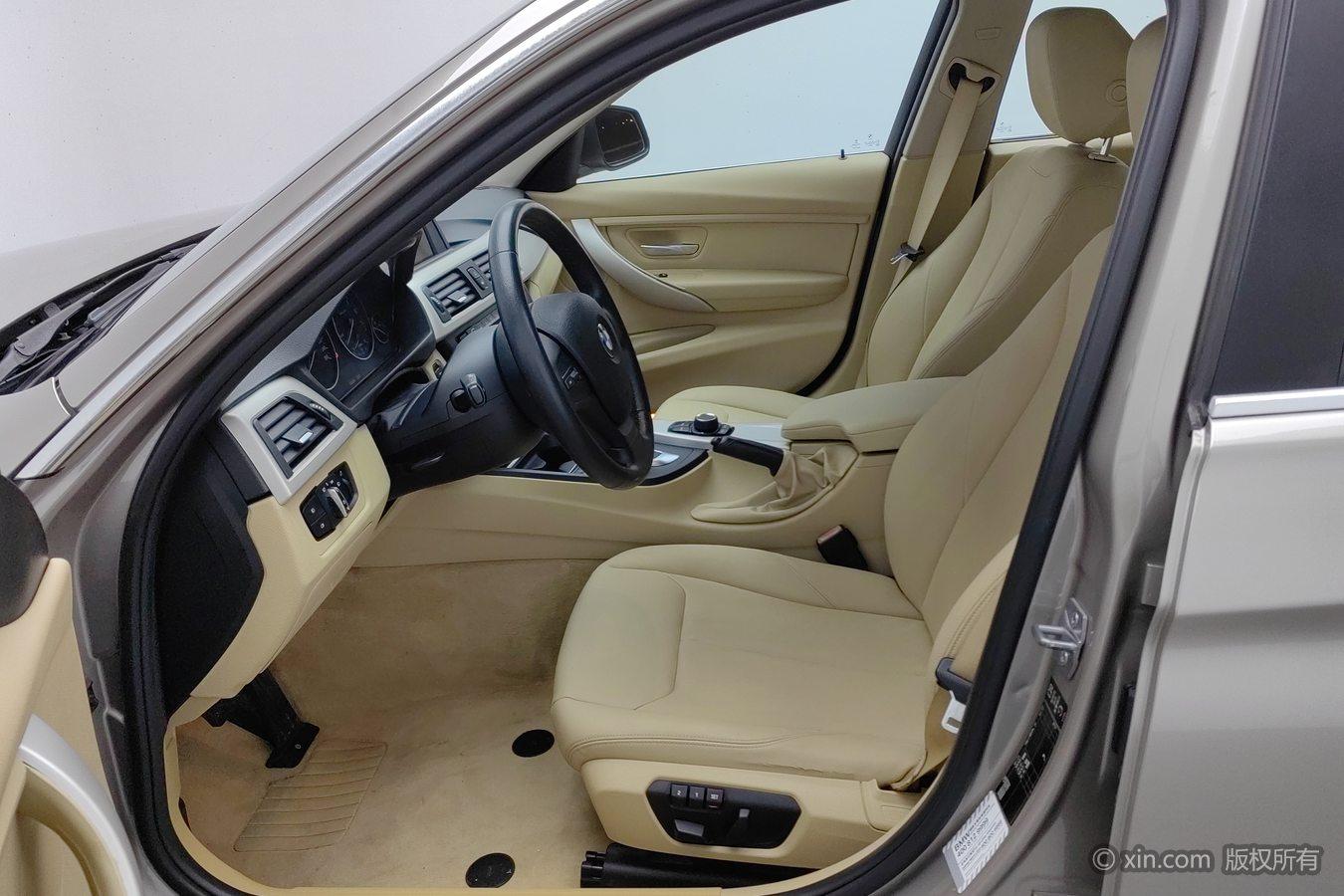 BMW 3 Series 2015 316Li Style