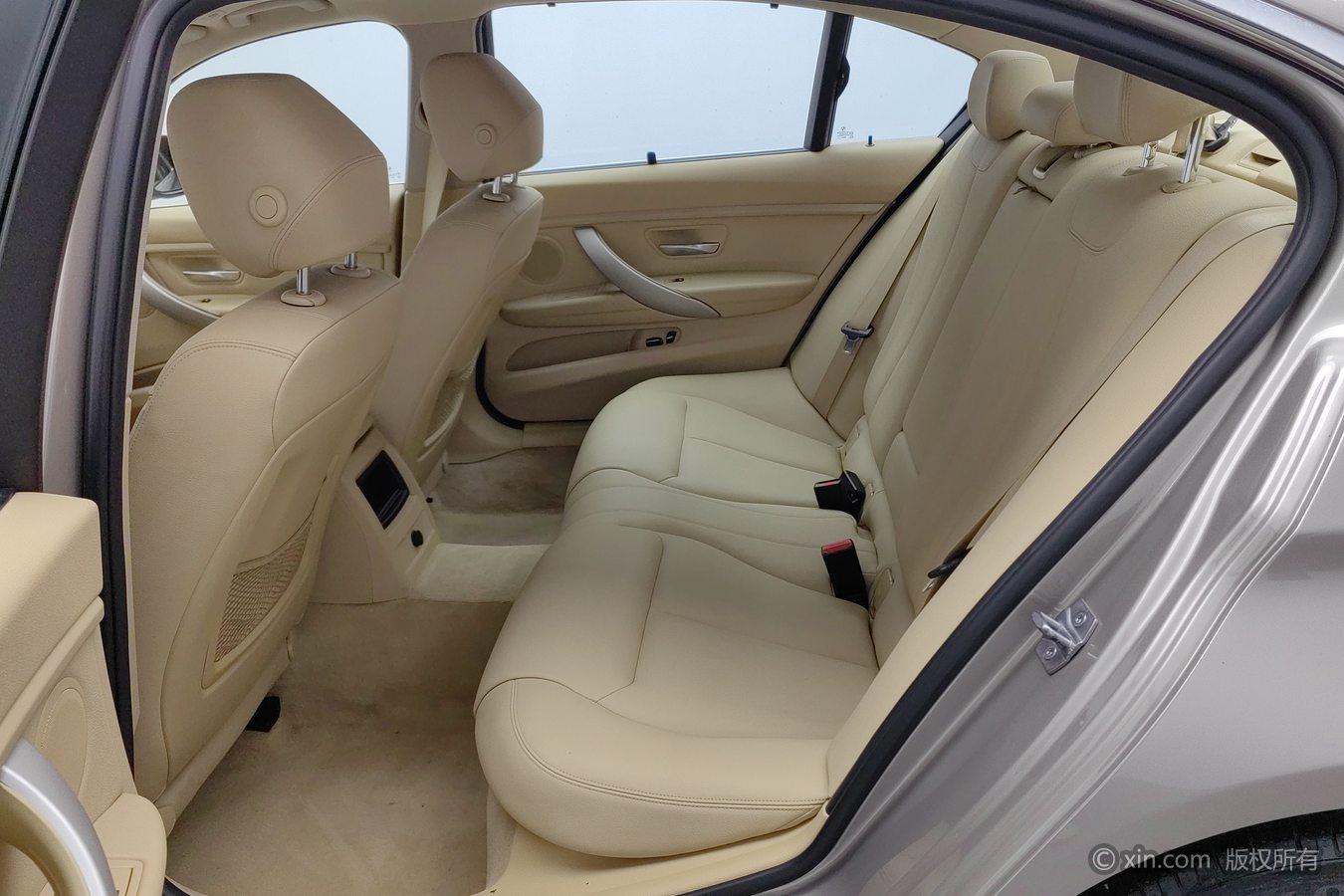 BMW 3 Series 2015 316Li Style