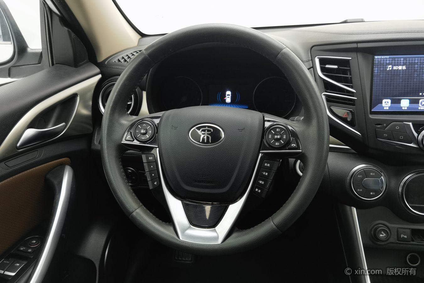 BYD Song 2016 gai shi ban 1.5TI МКПП Elite