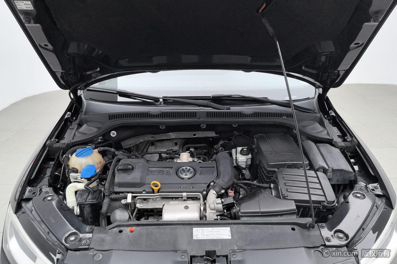 Volkswagen Sagitar 2012 1.4TSI AT Fashion