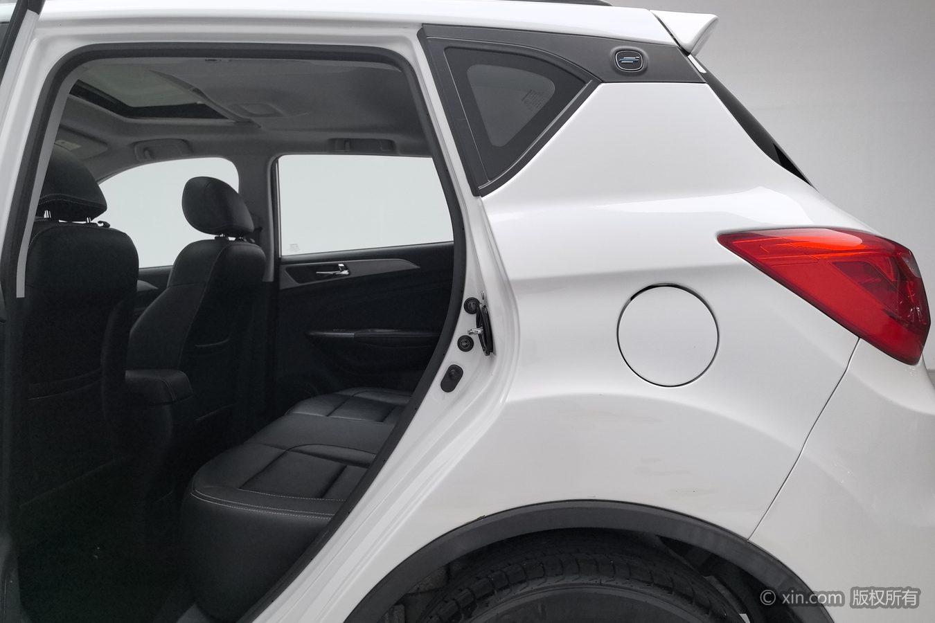Changan Oshan ke sai 5 2021 1.6L МКПП zun xiang xing