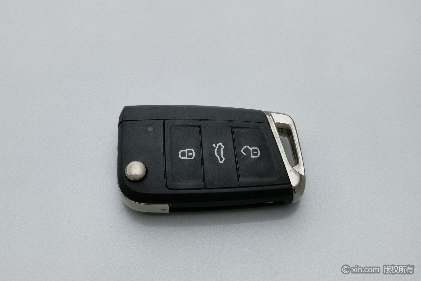 Volkswagen TayronX X 2020 330TSI Flagship Smart Connect