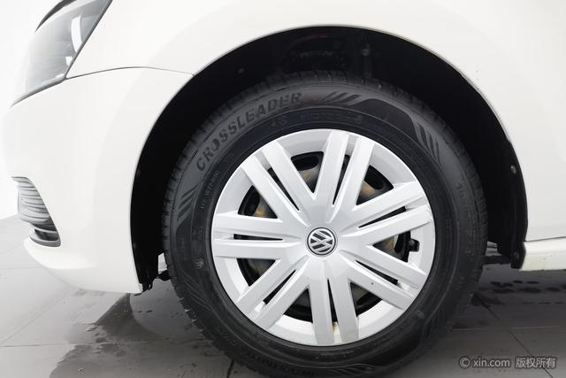 Volkswagen Polo 2018 1.5 L MT — фото 10