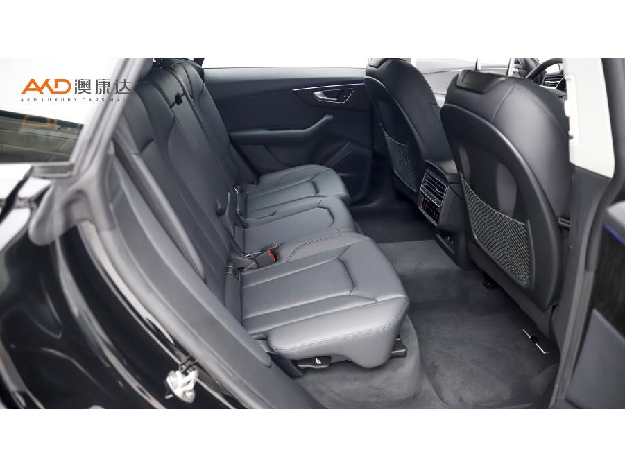 Audi Q8 2023 55 TFSI Luxury