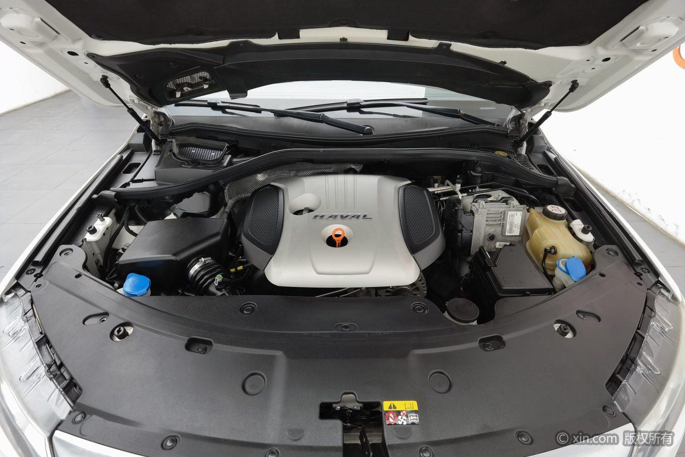 Haval H8 2015 2.0T Luxury
