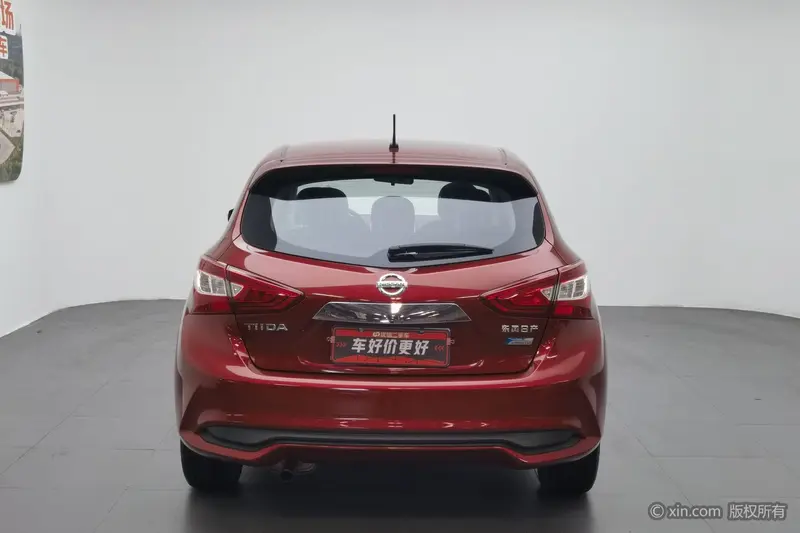 Nissan Tiida 1.6L CVT — фото 3