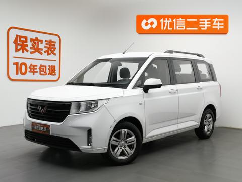 Wuling Hongguang PLUS 2019 1.5T manual Comfortable 7-seater