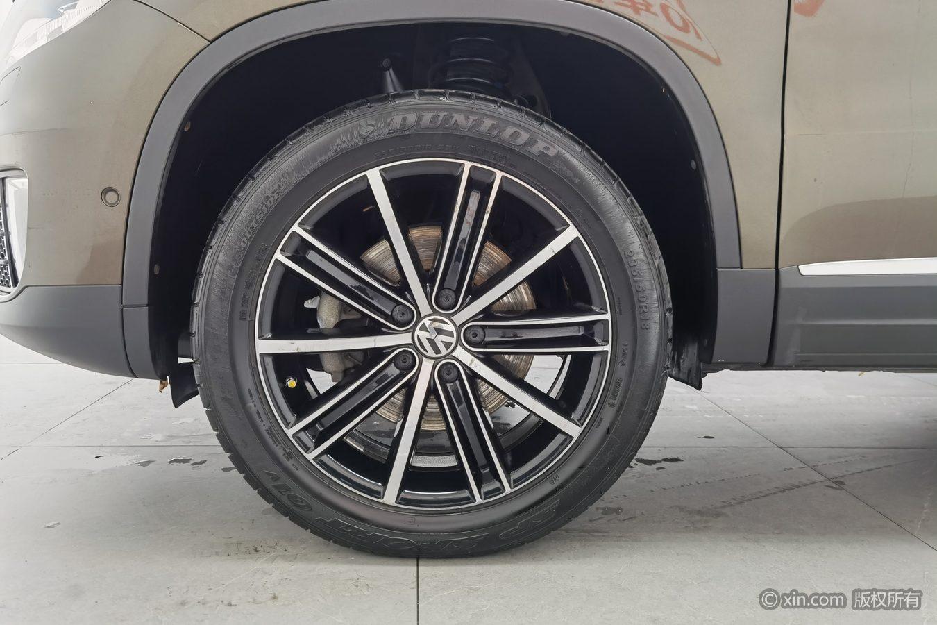 Volkswagen Tiguan 2015 2.0TSI AT Flagship
