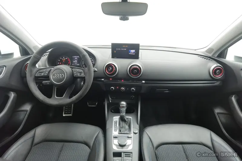 Audi A3 Limousine 35 TFSI стиль VI — фото 8