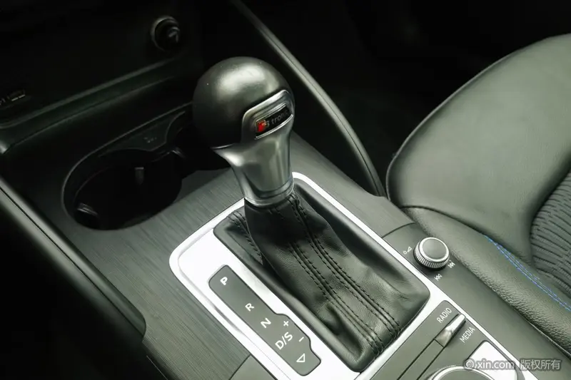 Audi A3 Limousine 35 TFSI стиль VI — фото 10