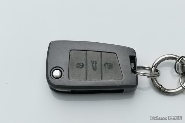 Volkswagen Bora 2023 280 TSI DSG — фото 6