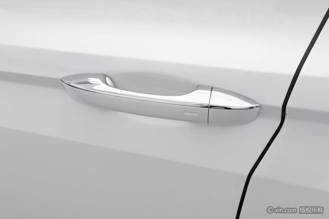 Volkswagen Bora 2023 280 TSI DSG — фото 10