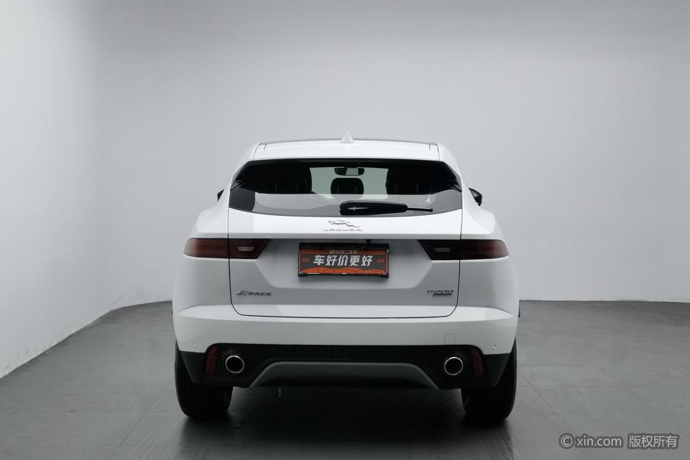 Jaguar E-PACE, фото 3