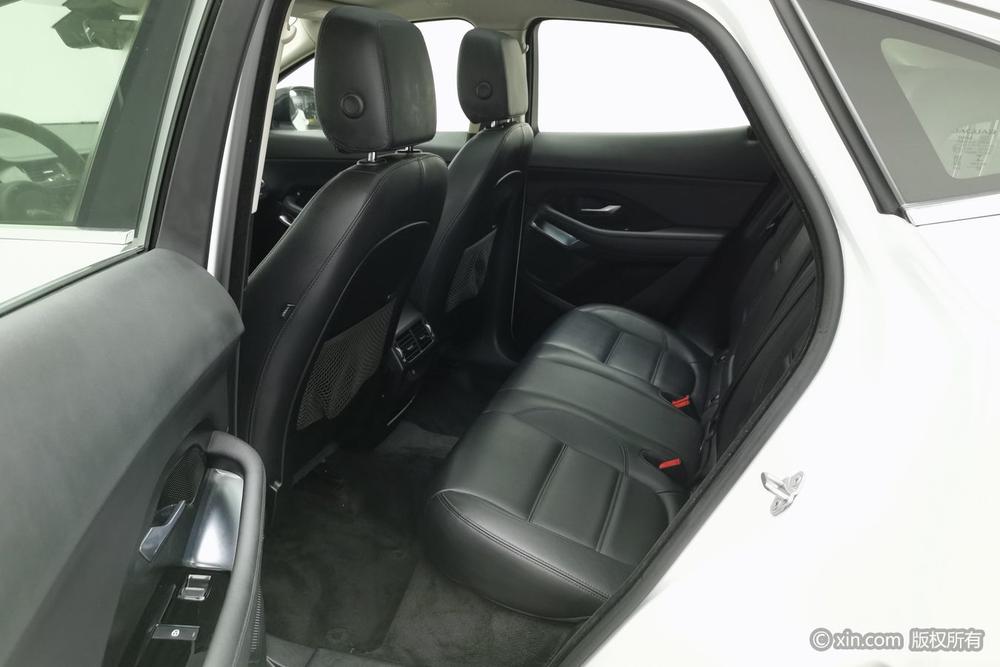 Jaguar E-PACE, фото 20