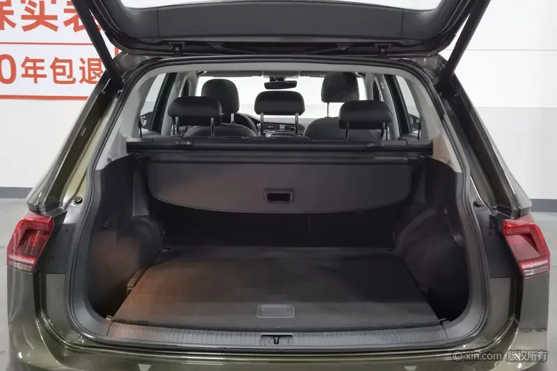 Volkswagen Tiguan L — фото 18