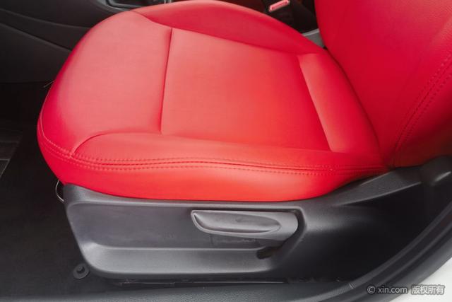 Volkswagen Polo 2018 1.5 L MT — фото 18