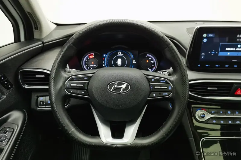 Hyundai Santa Fe — фото 9