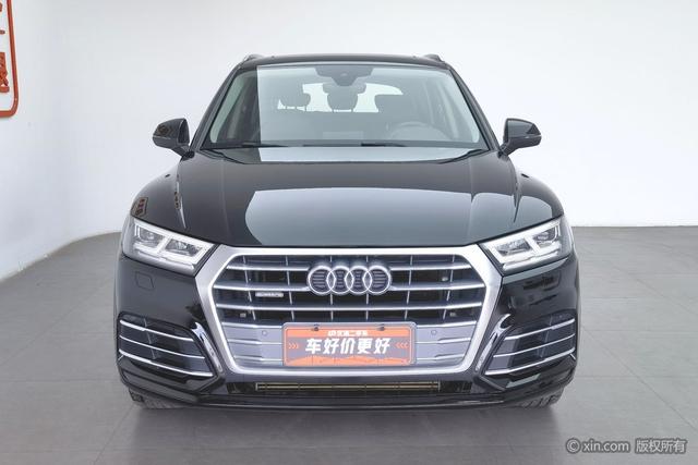 Audi Q5L 2018 40 TFSI V — фото 2