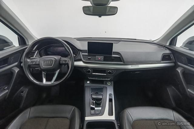 Audi Q5L 2018 40 TFSI V — фото 12