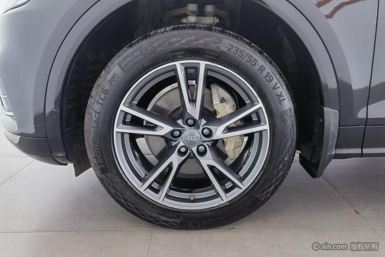 Audi Q5L 2018 40 TFSI Fashion V