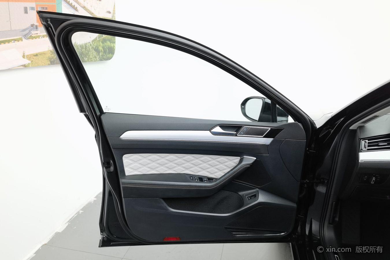 Volkswagen Magotan id 4454535 из Китая 24