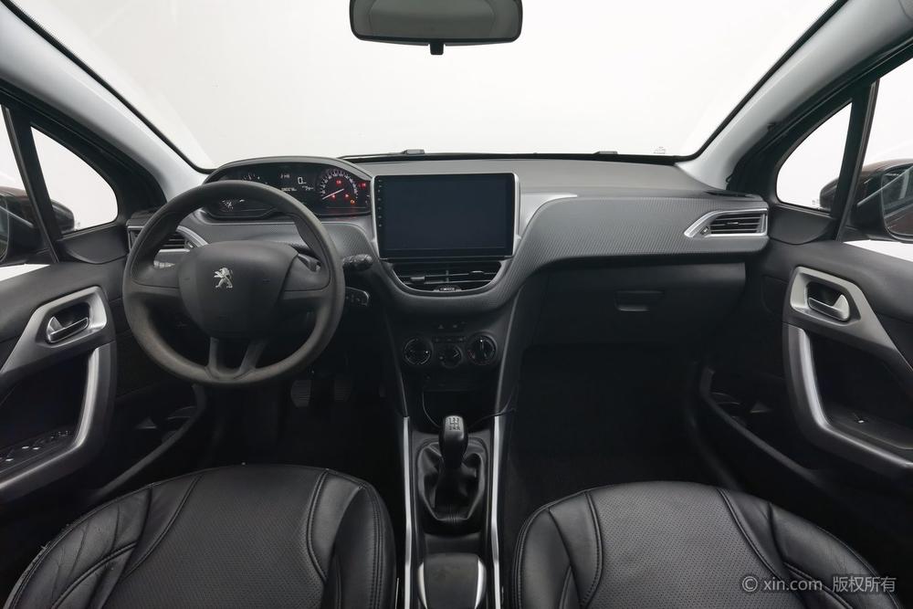 Peugeot 2008, фото 13
