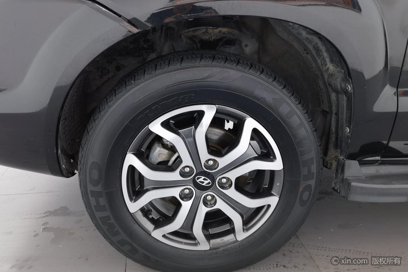 Hyundai Tucson 2013 2.0L MT Fashion