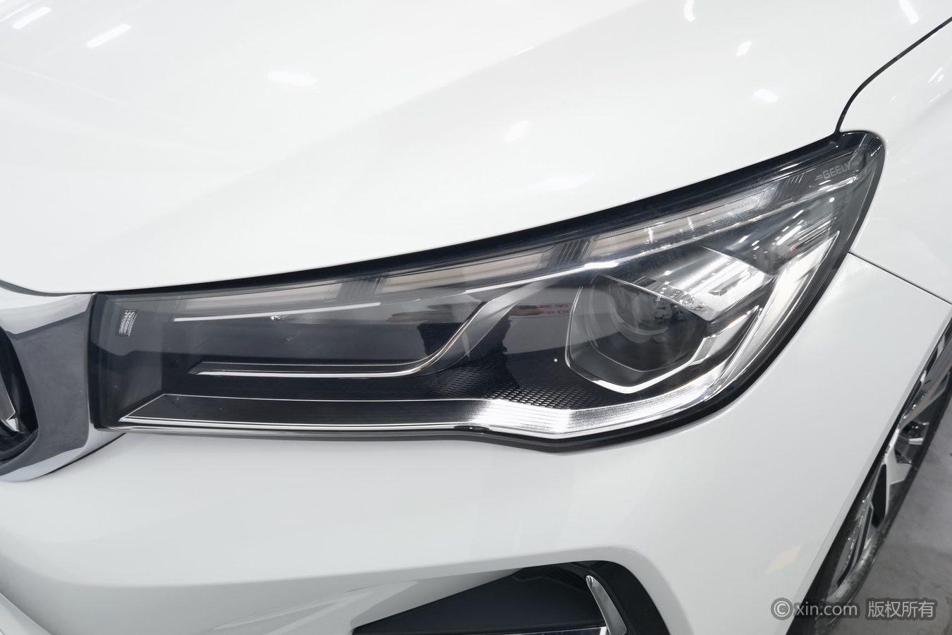 Geely Emgrand 2025 4 1.5L CVT