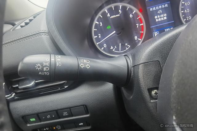 Nissan Sylphy 2022 1.6 L XL CVT — фото 16