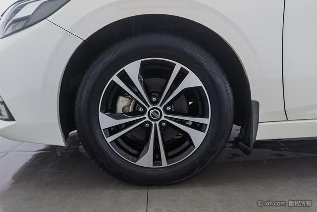 Nissan Sylphy 2022 1.6 L XL CVT — фото 8