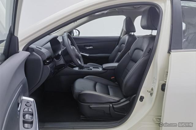 Nissan Sylphy 2022 1.6 L XL CVT — фото 17