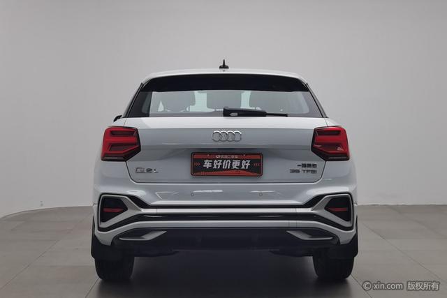 Audi Q2L 2022 35 TFSI — фото 3