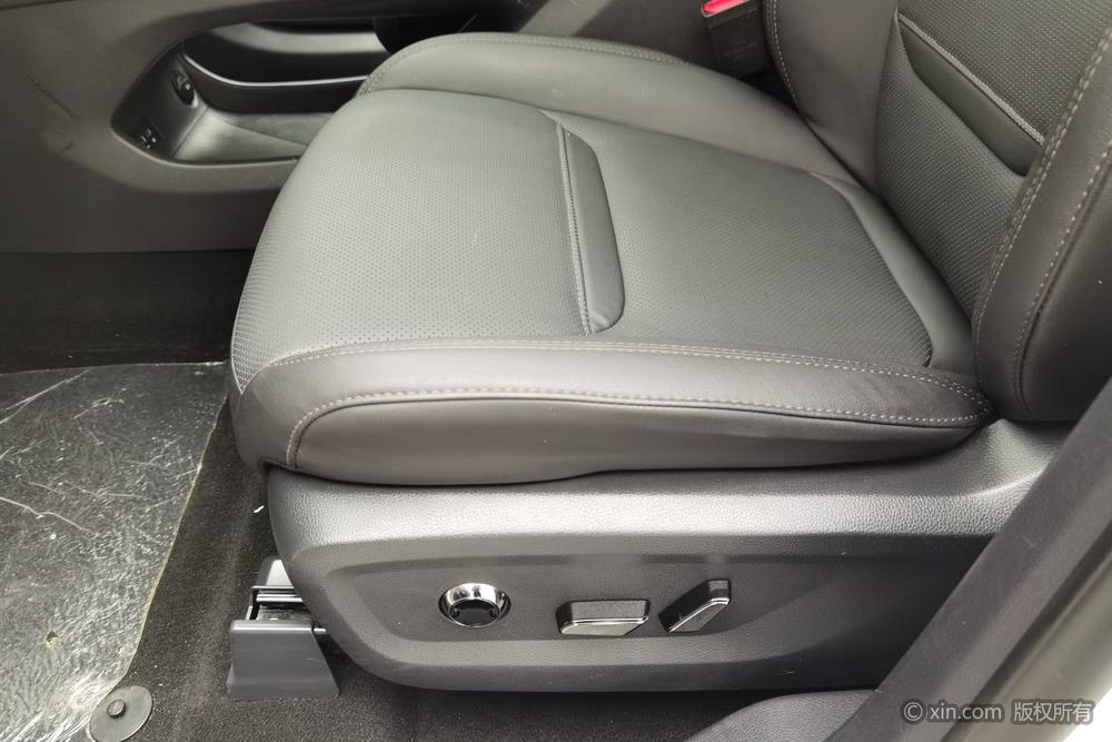 Ford Equator Sport, фото 18