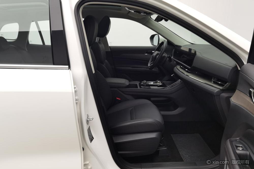 Ford Equator Sport, фото 24