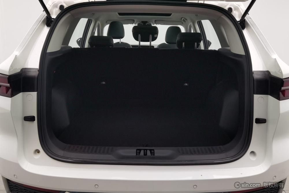 Ford Equator Sport, фото 23