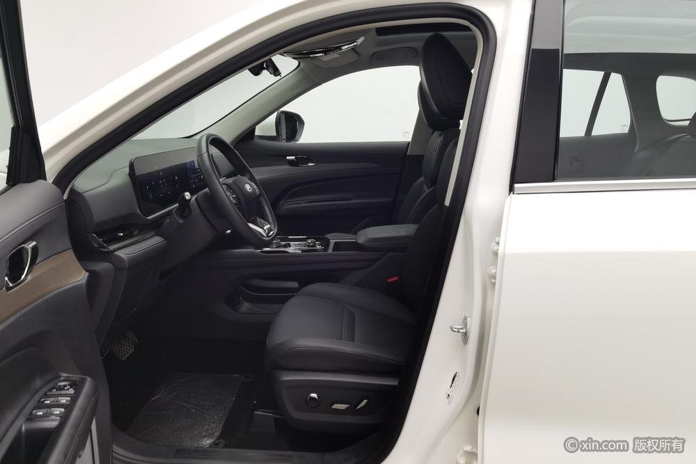 Ford Equator Sport, фото 17