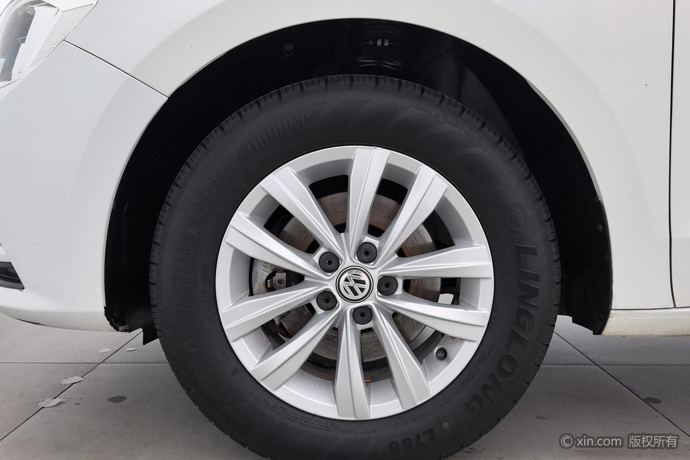 Volkswagen Bora 2016 1.6L MT Fashion