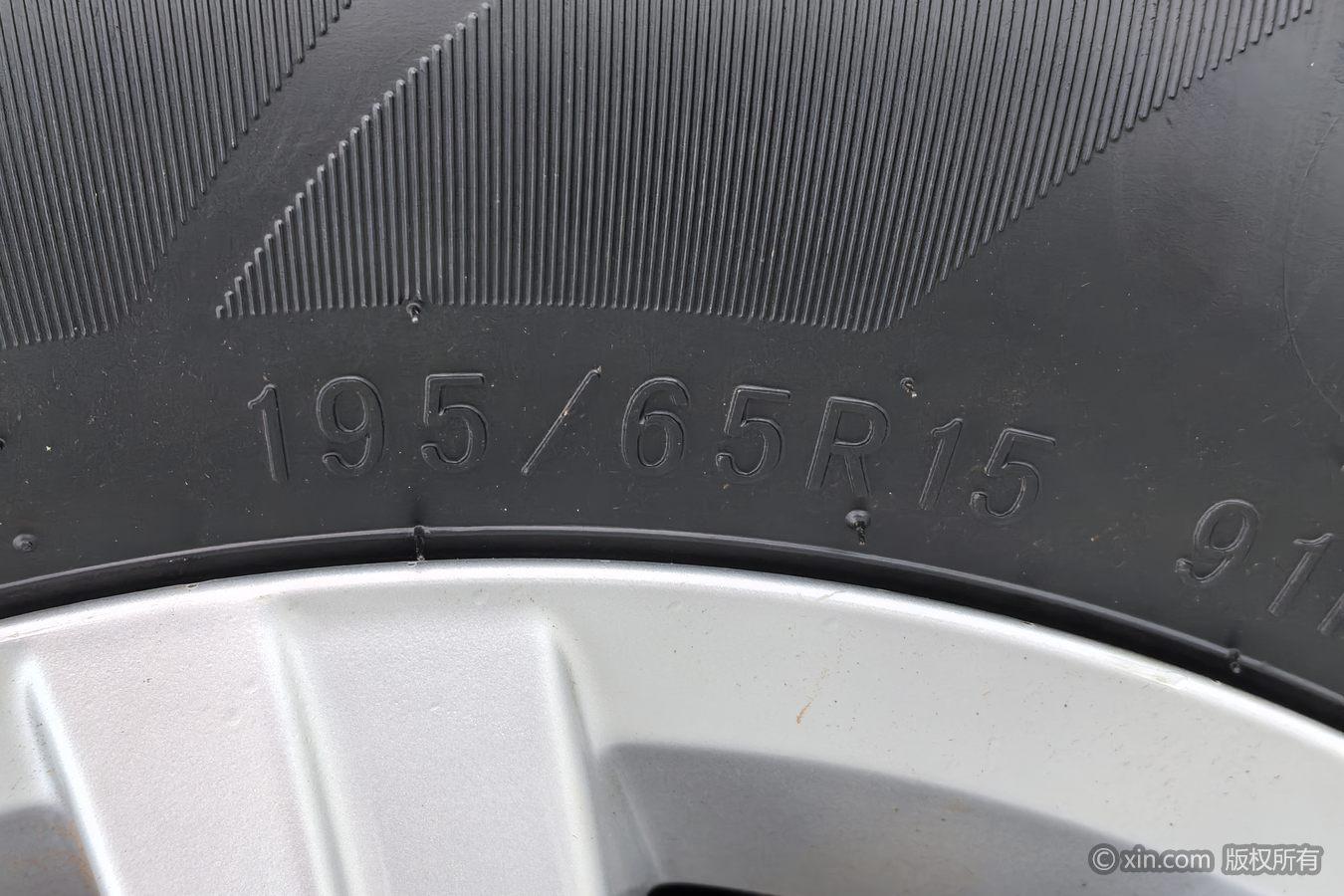 Volkswagen Bora 2016 1.6L MT Fashion