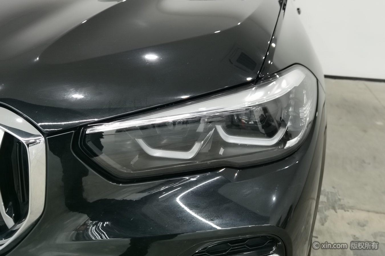 BMW X5 2022 xDrive 30Li M Sport