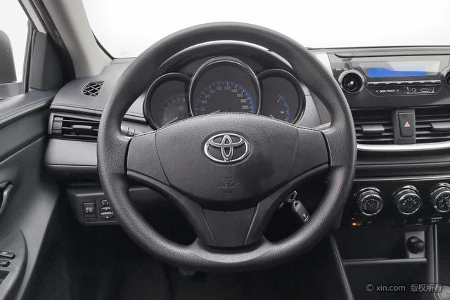 Toyota Vios 2019 1.5 L MT — фото 14