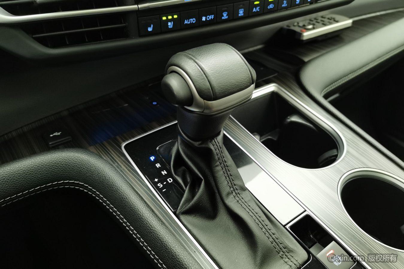 Toyota Saina id 4437743 из Китая 24