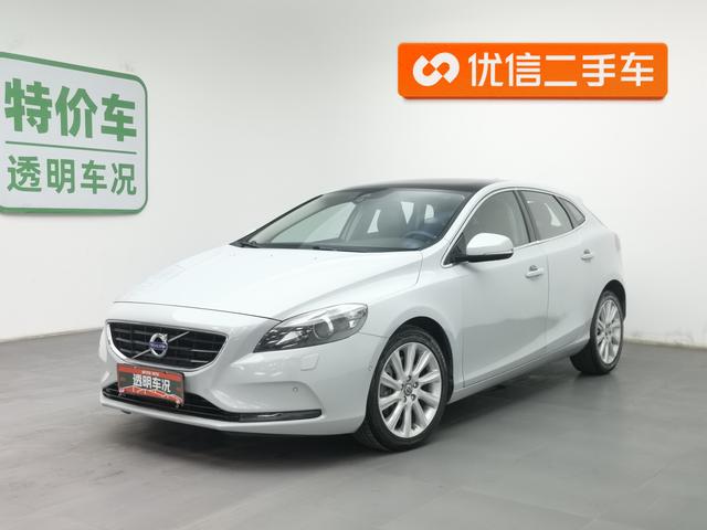 Volvo V40 2014 года выпуска